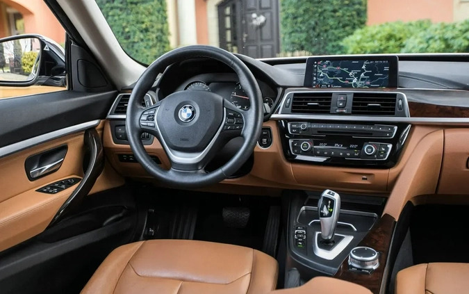 BMW Seria 3 cena 86000 przebieg: 185000, rok produkcji 2018 z Kraków małe 407